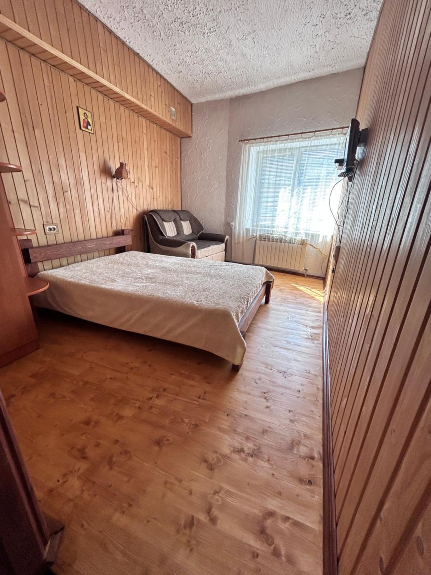 Velyka Gora Hotell Kolochava Exteriör bild